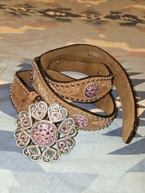 Nocona Women's Tan Scalloped Leather Belt with Pink Crystal Concho Size: XL